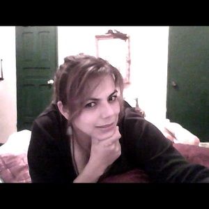 Meet your Posher, Beatriz